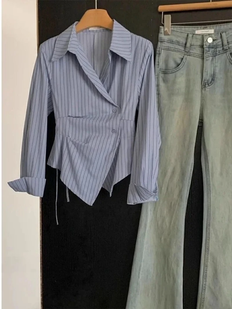 2025 Autumn New Korean Edition Fashionable Design Irregular Waist slimming Fashionable Striped Shirt Top versatile Women's Wear