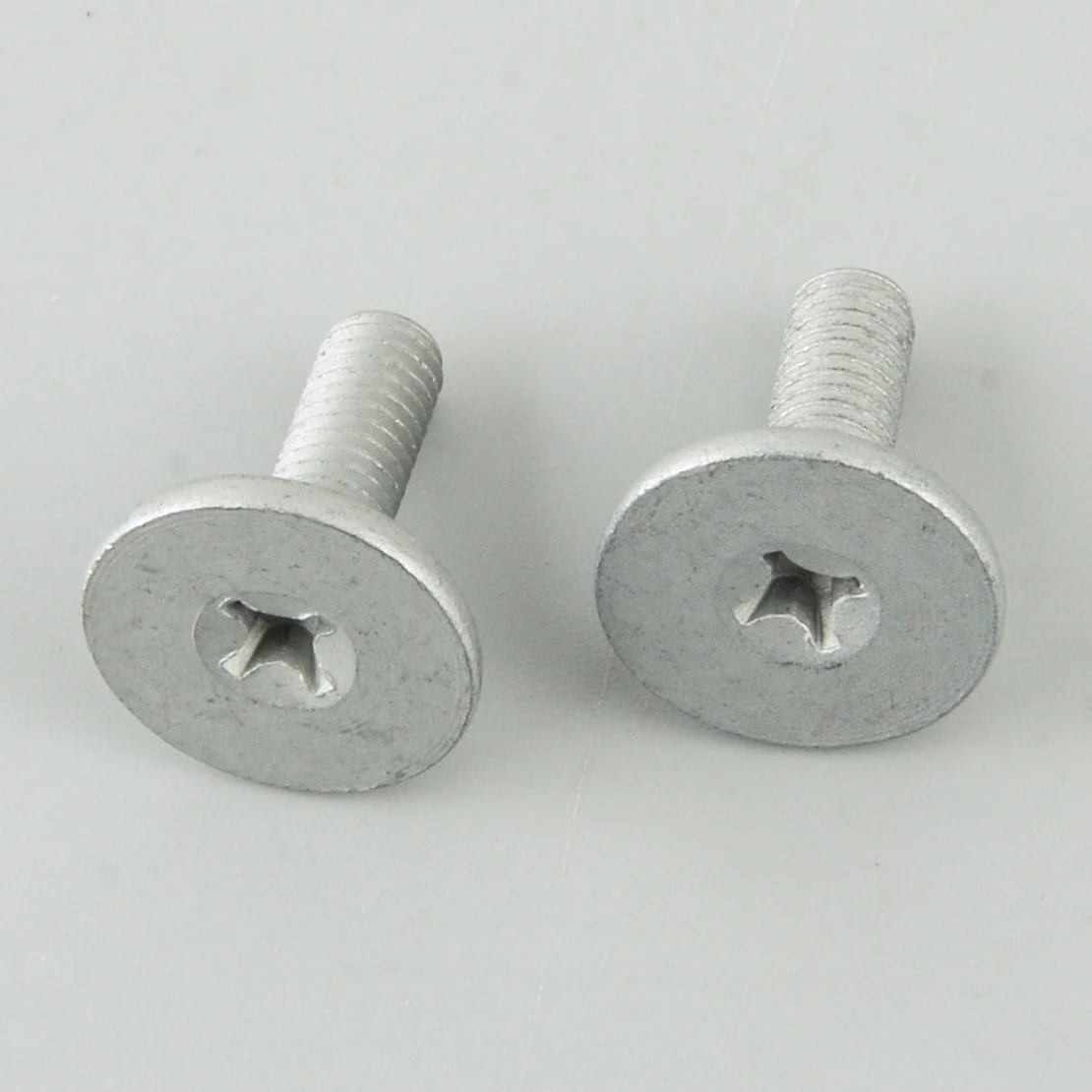 2Pcs Car Engine Compartment Shield Lower Cover Bolt Fit for Honda CR-V Civic 2017 2018 2019 90105TBAA00
