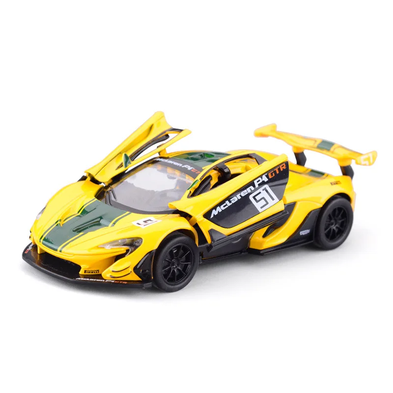 Modelo de coche deportivo M c 765LT P1 GTR, juguete de aleación con sonido y luz, supercoche, regalo, 1:32