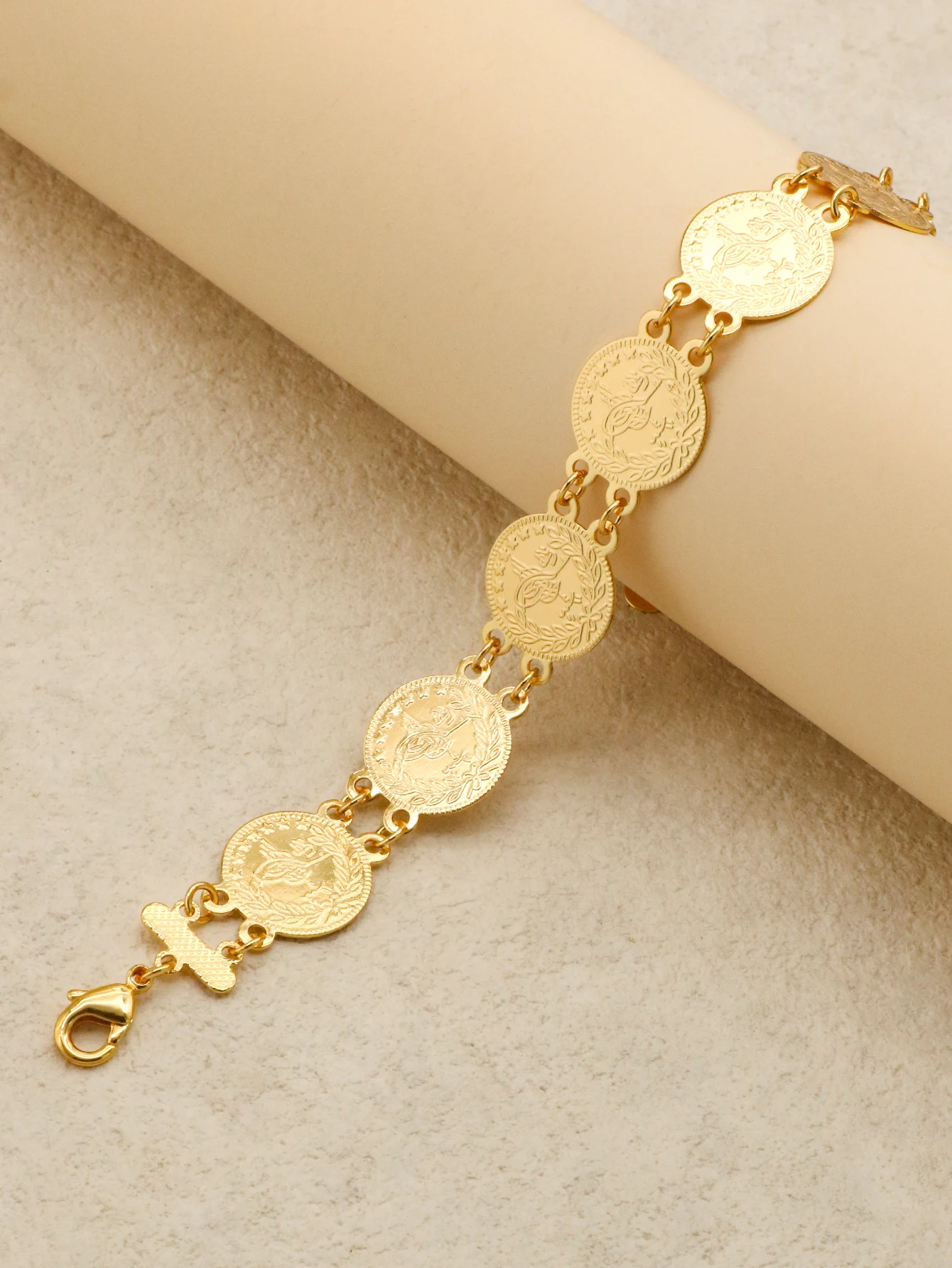1 Piece Luxury Ancient Copper Material Coins Round Pendant Bracelet Jewellery Women joyeria acero inoxidables premium