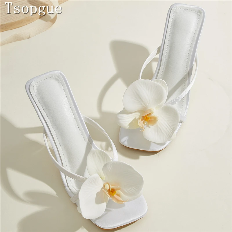 

Women Elegant Flip-Flops High Heel Slippers Square Open Toe 3D Flower Decor Stiletto Mules Summer Fashion Party Dress Sandals