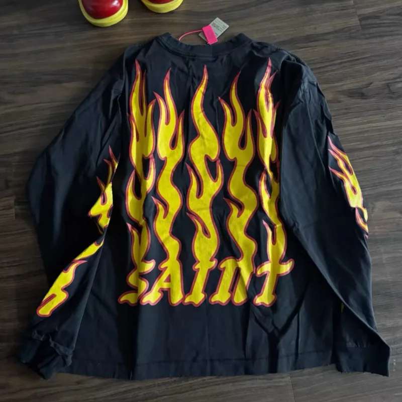 Flame Letter Crack Print Saint Long Sleeve Tshirt Vintage Distressed Washed Worn Black Round Neck Pullover Men Women Street Tops