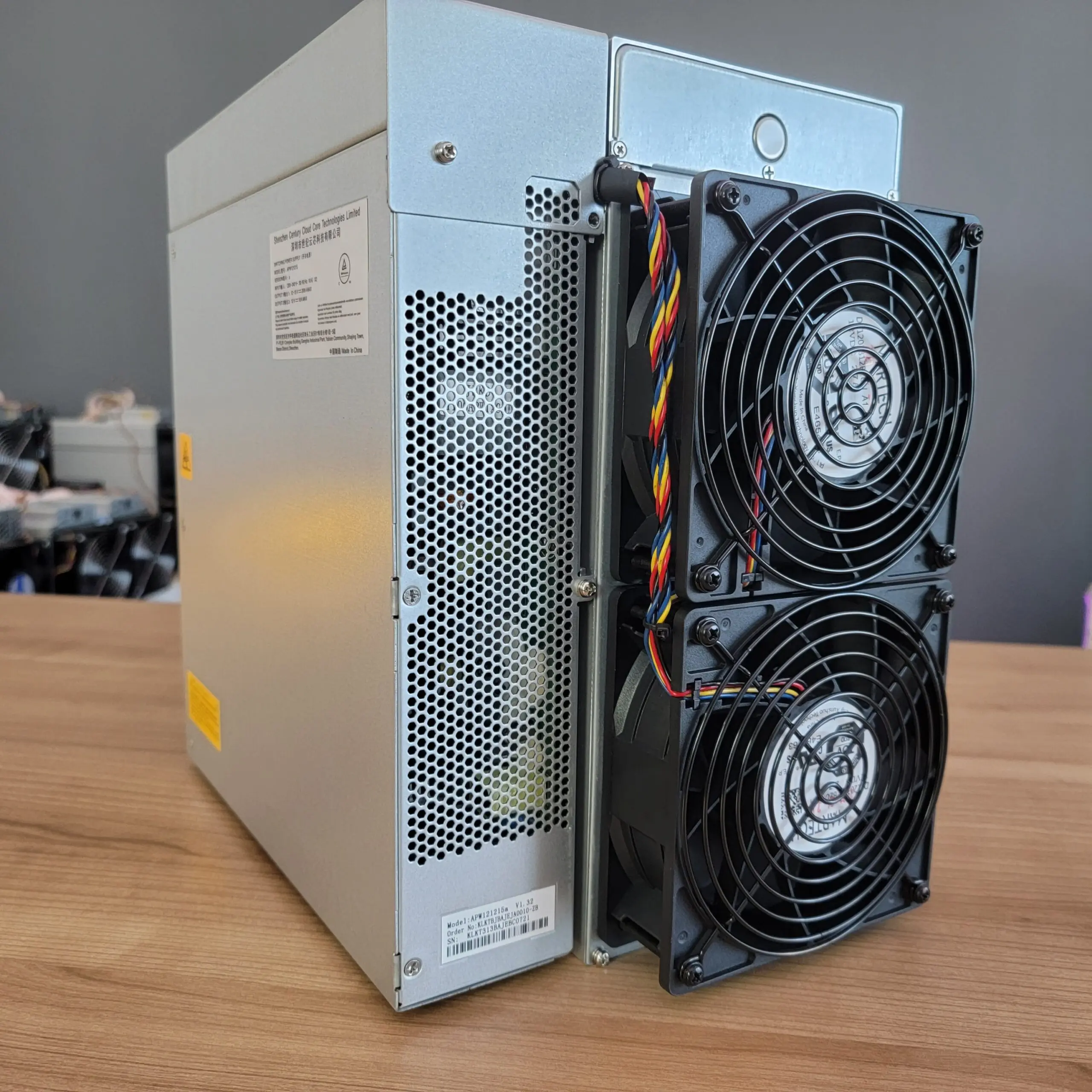 Bitmain Antminer S19 90Th/s 82Th/s S19 86Th/s 3105W Bitcoin Miner Profitable Crypto Mining Machine With PSU BTC Asic Miner