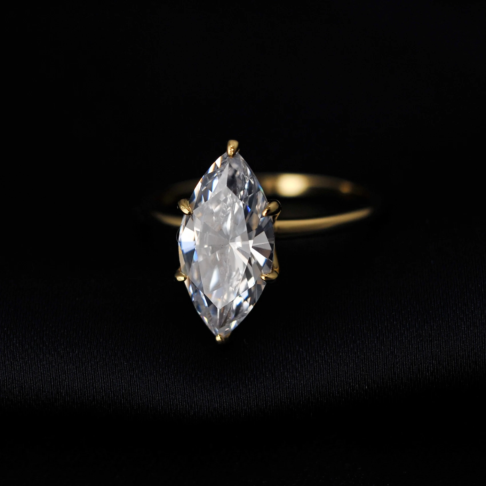 POTIY 9ct 5A Marquise-Schliff Zirkonia Solitär-Verlobungsring 925 Sterling Silber Vergoldet Brautgeschenk für Sie – Detail 15