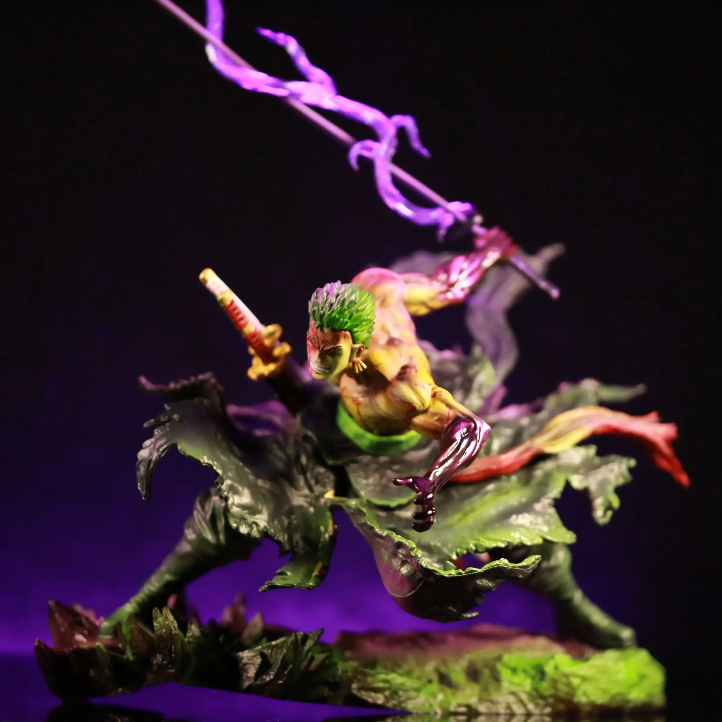 Statua anime One Piece - Bloody Zoro Action Figure a doppia testa Esecuzione squisita Animazione Decorazione desktop da collezione