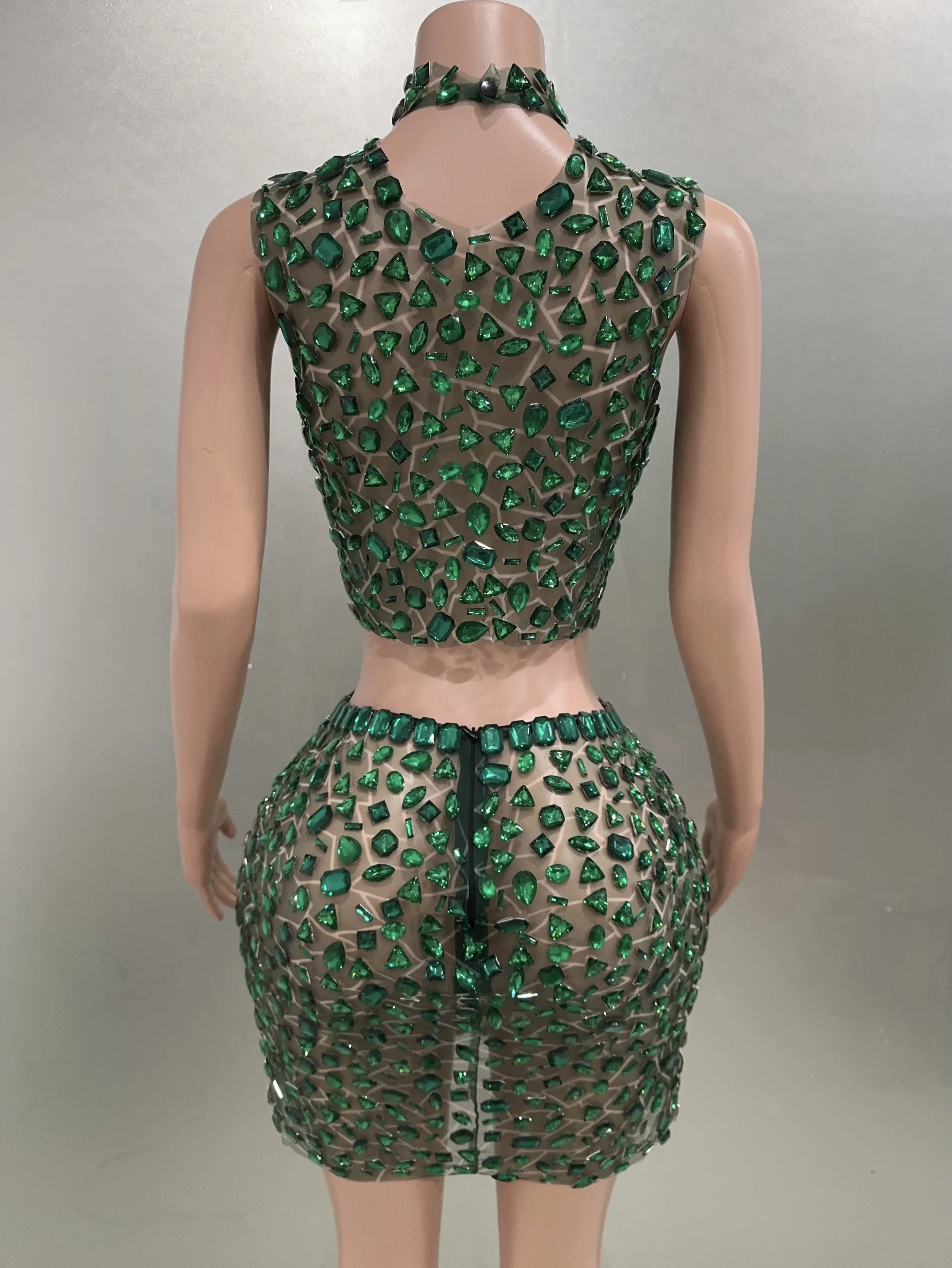 Flashing Rhinestones Green Color Sexy See-Through Tops Sheath Mini Skirt 2 Pieces Sets Evening Party Nightclub Singer Stage Wear
