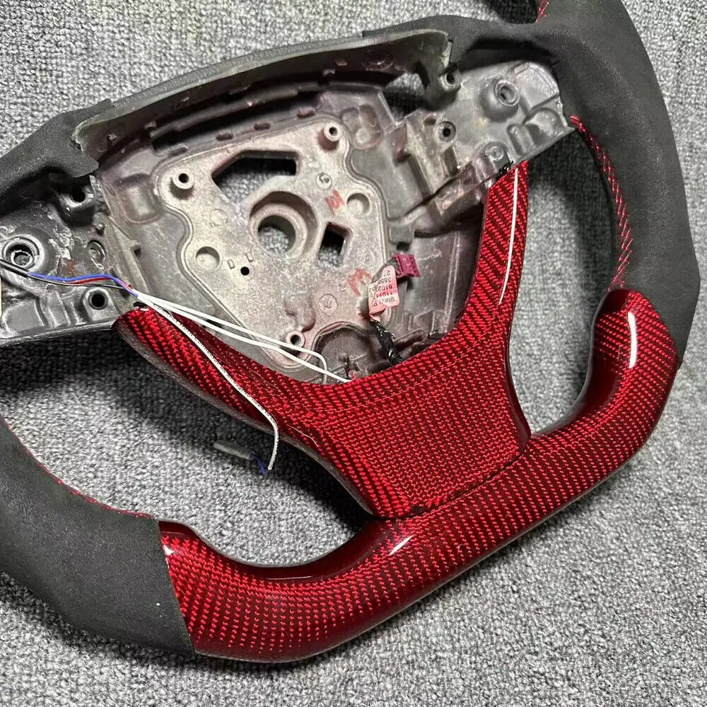 Beheiztes LED-Lenkrad aus rotem Carbon für BMW F10 F10 M5 F18 F07 535 520 528 – Detail 6