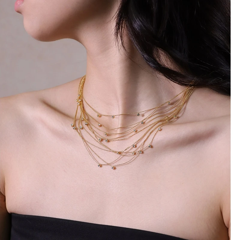 

Light Luxury Niche Design Retro Zircon High-end Clavicle Chain Fashion Exquisite Multi-layered Necklace