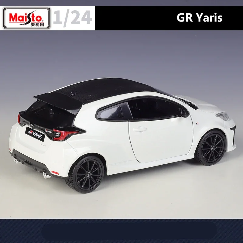 Maisto-Toyota GR Yaris نموذج سيارة من سبيكة سيارات SUV ، لعبة معدنية مصبوبة ، محاكاة عالية ، مجموعة هدايا ،