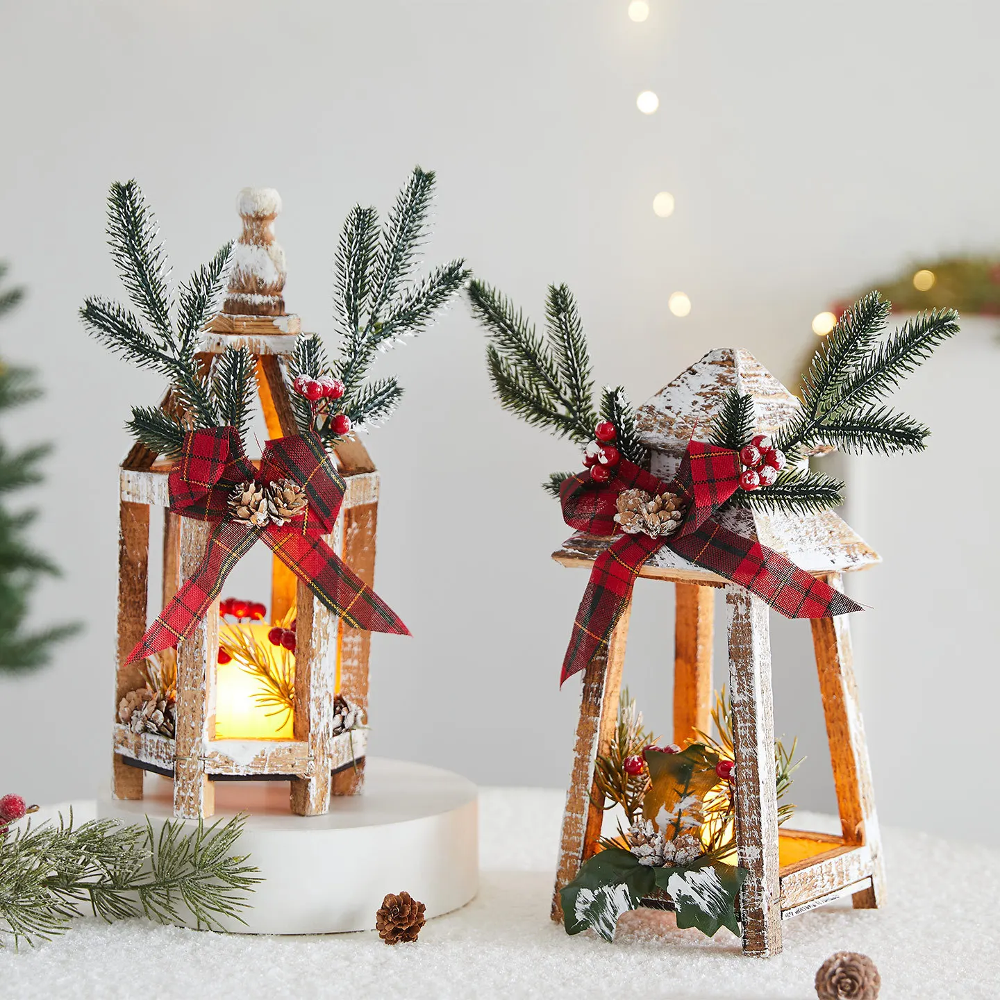 decorations-de-noel-pour-centres-commerciaux-hotels-et-arrangements-de-scenes-avec-lumieres-boites-cadeaux-ornements-et-decorations-pour-sapin-de-noel