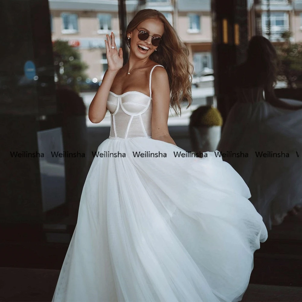 Weilinsha Corset Spaghetti Strap White Fashion Wedding Dresses Sleeveless 2022 New Arrived Zipper Back Court Train Bridal Gowns