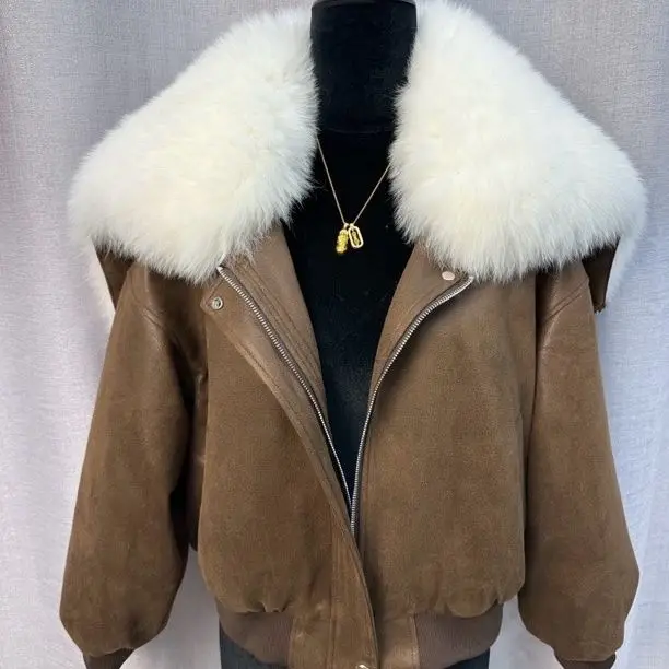 Nuovo cappotto invernale in vera pelliccia di volpe scamosciata stile corto Piumino addensato Fodera interna Mantieni calda la giacca da moto da donna