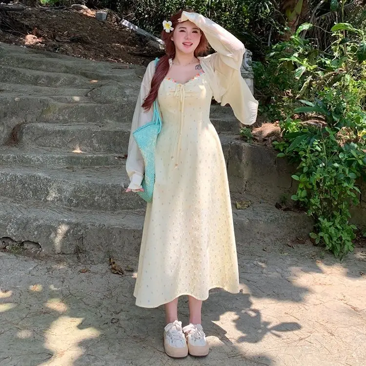 

Large Size Women's Vacation Style Sweet Floral Camisole Dress Women's Spring and Summer Shirt Cardigan 2-piece Set