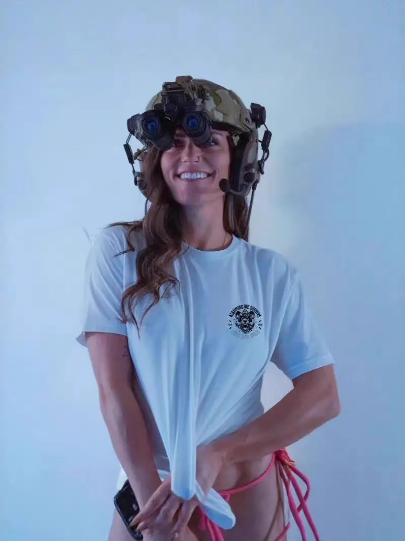 جديد النمط الصيني التكتيكية الباندا تي شيرت مطبوع Y2K الرجل القوي صورة الأمريكية جولة الرقبة قصيرة الأكمام أعلى فضفاضة وعصرية