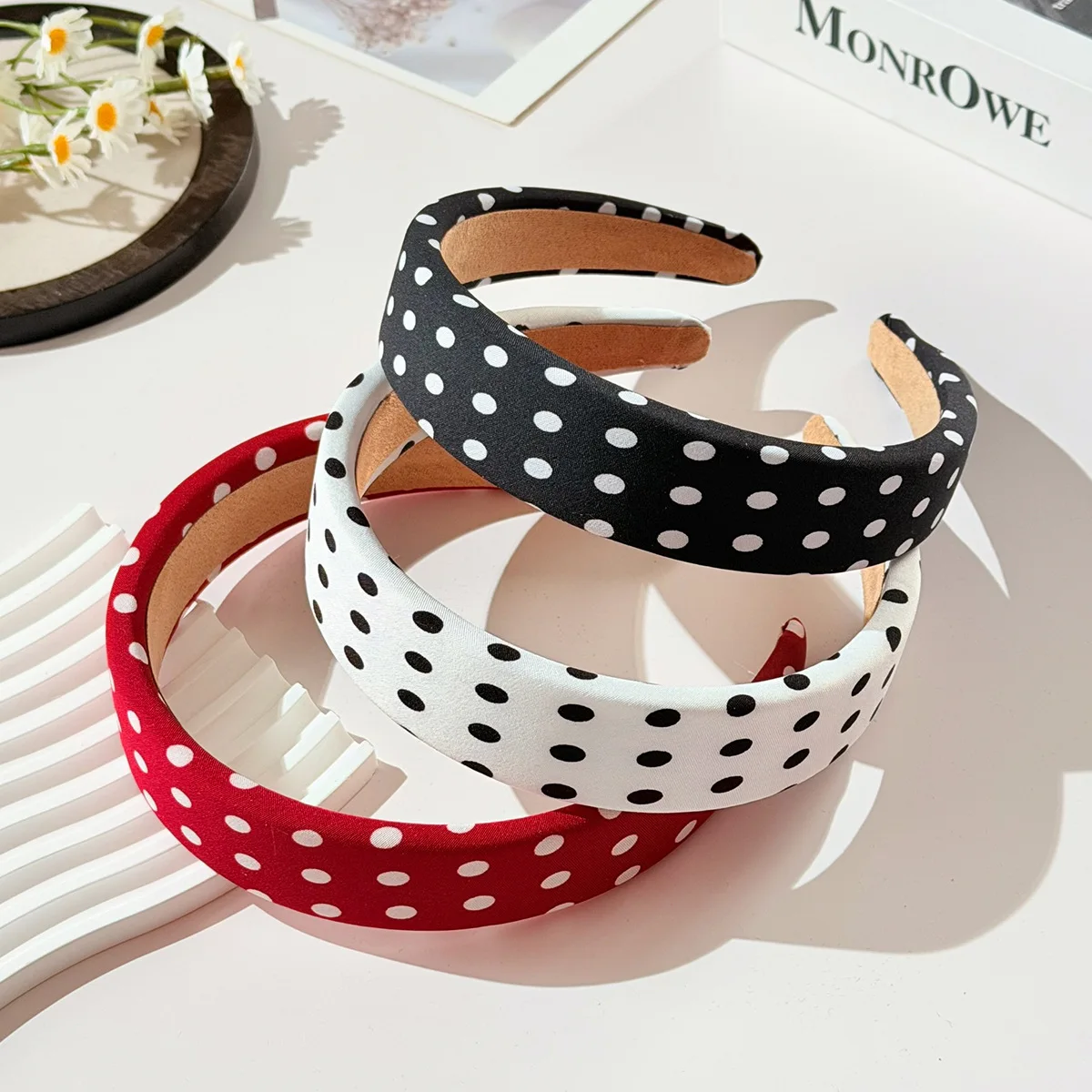 

1 шт. Повязка для волос в горошек с широкой губчатой основой, французский стиль, для придания объема, нескользящая, для женщин, на каждый день