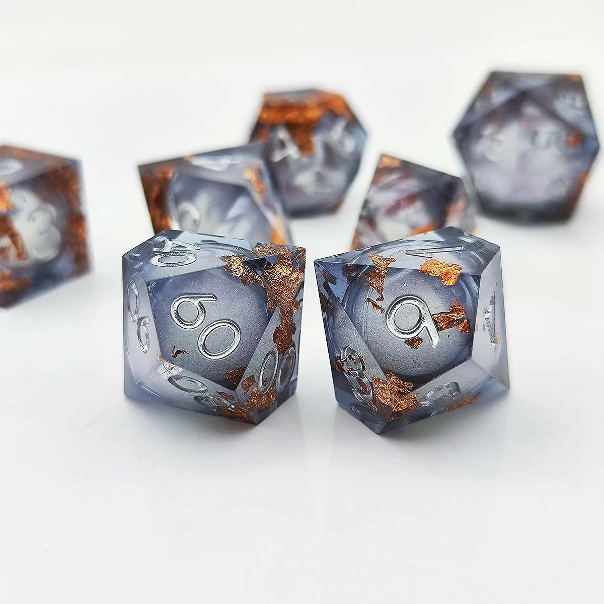 Resin dice liquid core quicksand dice polyhedron mathematics teaching Cthulhu running group board game game role-playing D20 D10