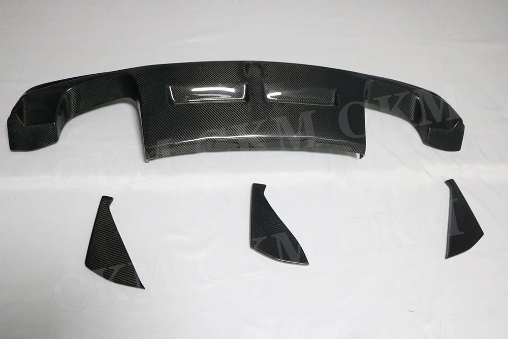 Carbon Fiber Rear Bumper Lip Diffuser Spoiler For BMW 1 Series E82 1M Base Coupe 2 Door 2011 FRP Bumper Protector Plate Body Kit