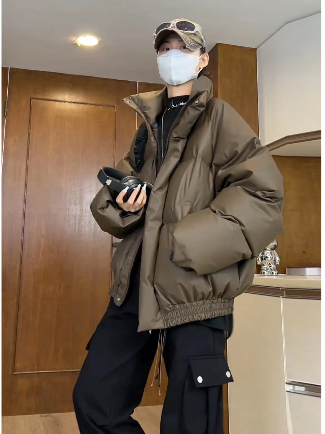 

American Retro PU Leather Stand Collar Thiened Winter Jaet Men's down Coat Warm Cotton Clothes Boy's Sle Zipper Closure