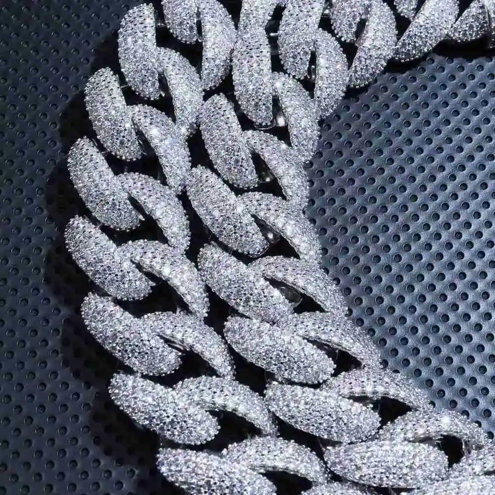

Customizable 22mm Cz Fine Jewelry Necklaces Silver Plated Sterling Silver Cuban Link Chain for Hip Hop Rapper