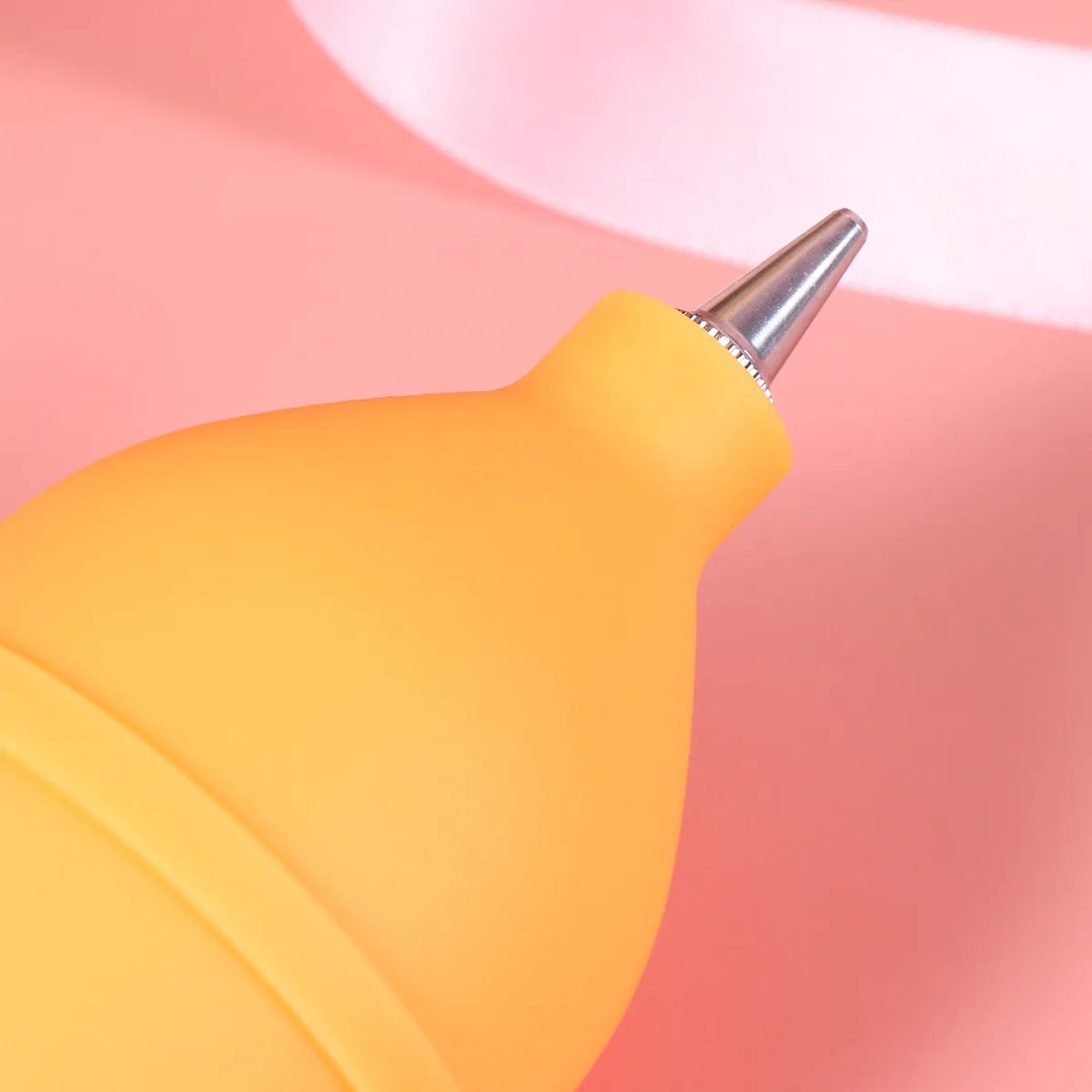2Pcs Silicone Dust Blower Squeeze Bulb Air Pump for Camera Cleaning Lens Watch Computer Succulent Debris Removal Fast Elastic