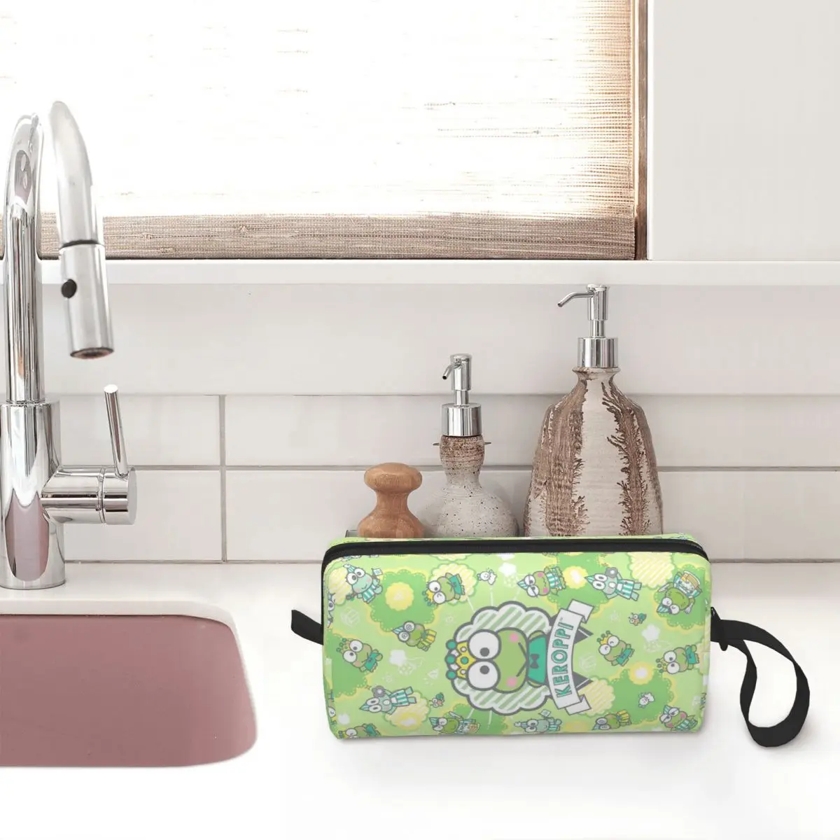 Borsa per il trucco personalizzata Kawaii Keroppi per le donne borse da toilette per la conservazione della moda dell\'organizzatore cosmetico da