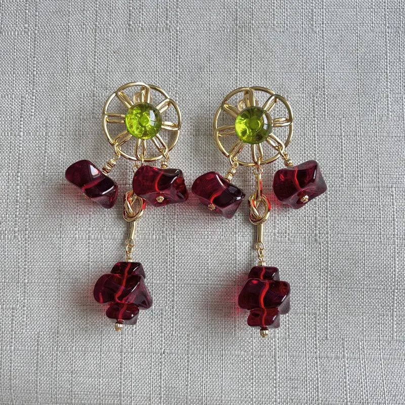 

Exaggerate Fashion Retro Presence Heavy Industry Windmill Shape Red Resin Large Earrings Ear Clip Performance Decoration Earring