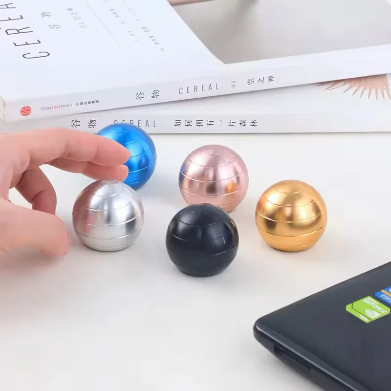 球形ジャイロスコープ減圧パワーボールデスクトップトイメタルジャイロスコープ錯視催眠フィジェットフィンガートイフィジェットトイ