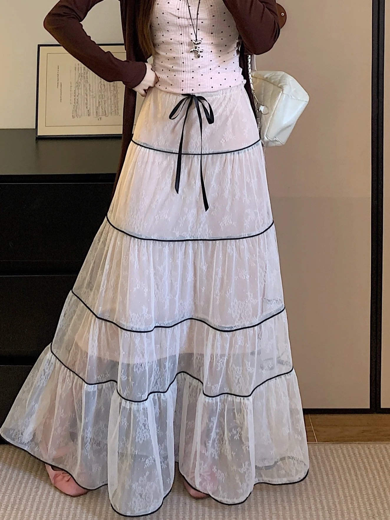 

Новая женская юбка в корейском стиле: нежная, воздушная, кружевная, с высокой талией, стройнящая, универсальная, А-силуэт, многоярусная, из тюля, для весны и лета.