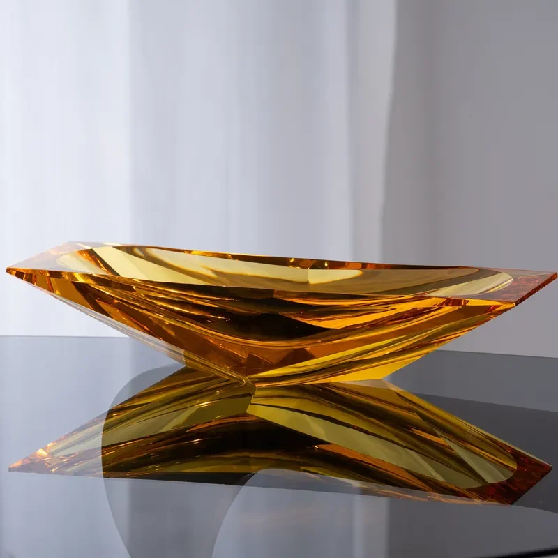 Amber crystal glass fruit tray, geometric diamond cut decorative tray, suitable for catering, coffee tables and modern home