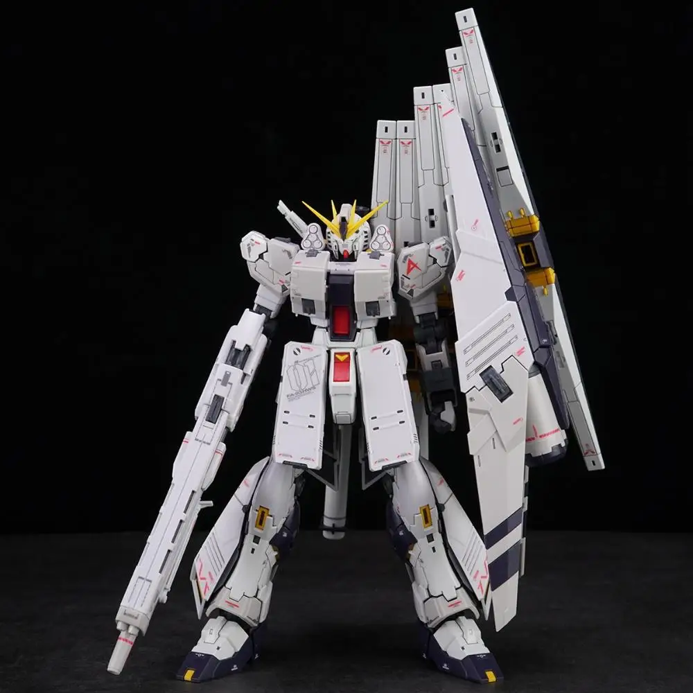 Bandai Original RG, la BASE GUNDAM limitada V GUNDAM [acabado de titanio] figura de acción modelos de ensamblaje juguetes adornos coleccionables