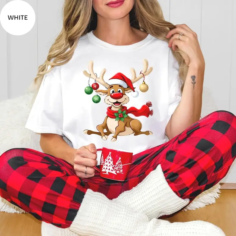 Funny Reindeer Christmas Shirt Merry Xmas Tee for Him Holiday Gift Idea Men’s Christmas T-Shirt Hilarious Festive Winter Top Tee