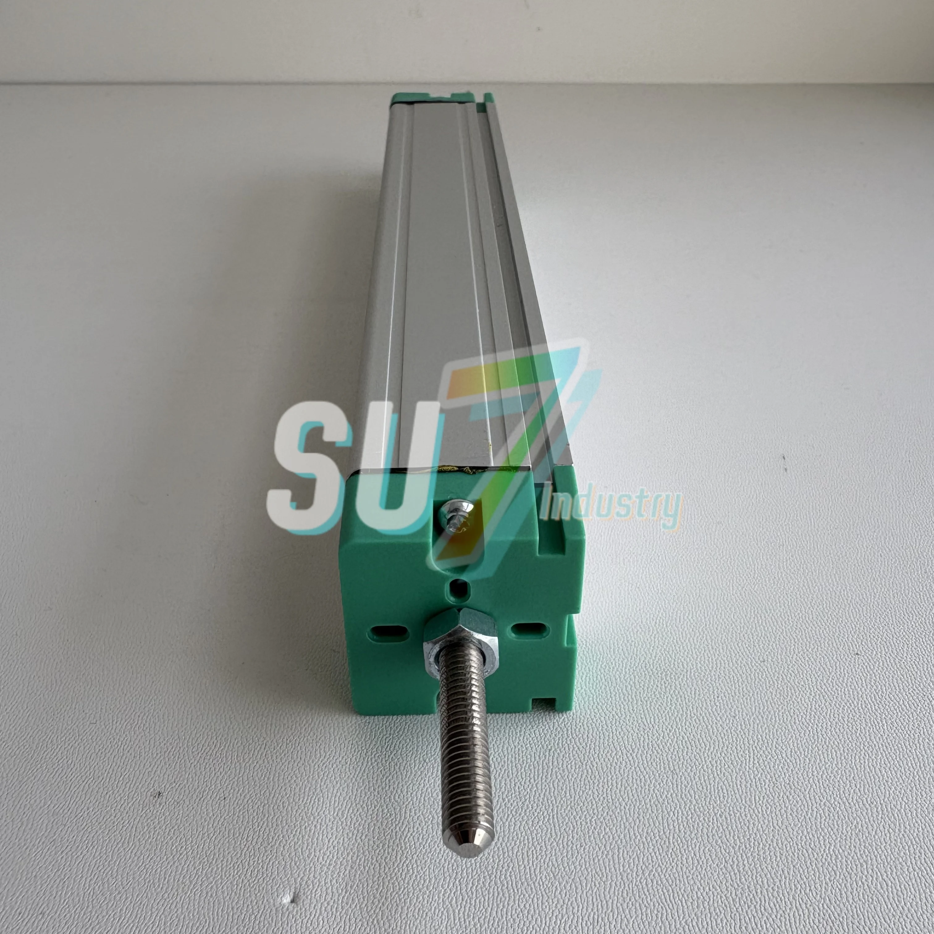 مستشعر الإزاحة LT-M-0150-S أصلي جديد