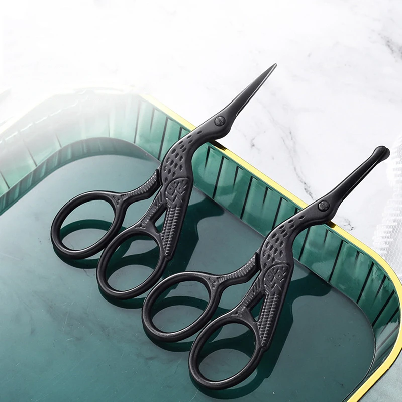 1Pcs Stainless Steel Small Makeup Grooming Scissors Eyebrows For Manicure Nail Cuticle Beard And Mustache Trimmer Nose Hair Tool