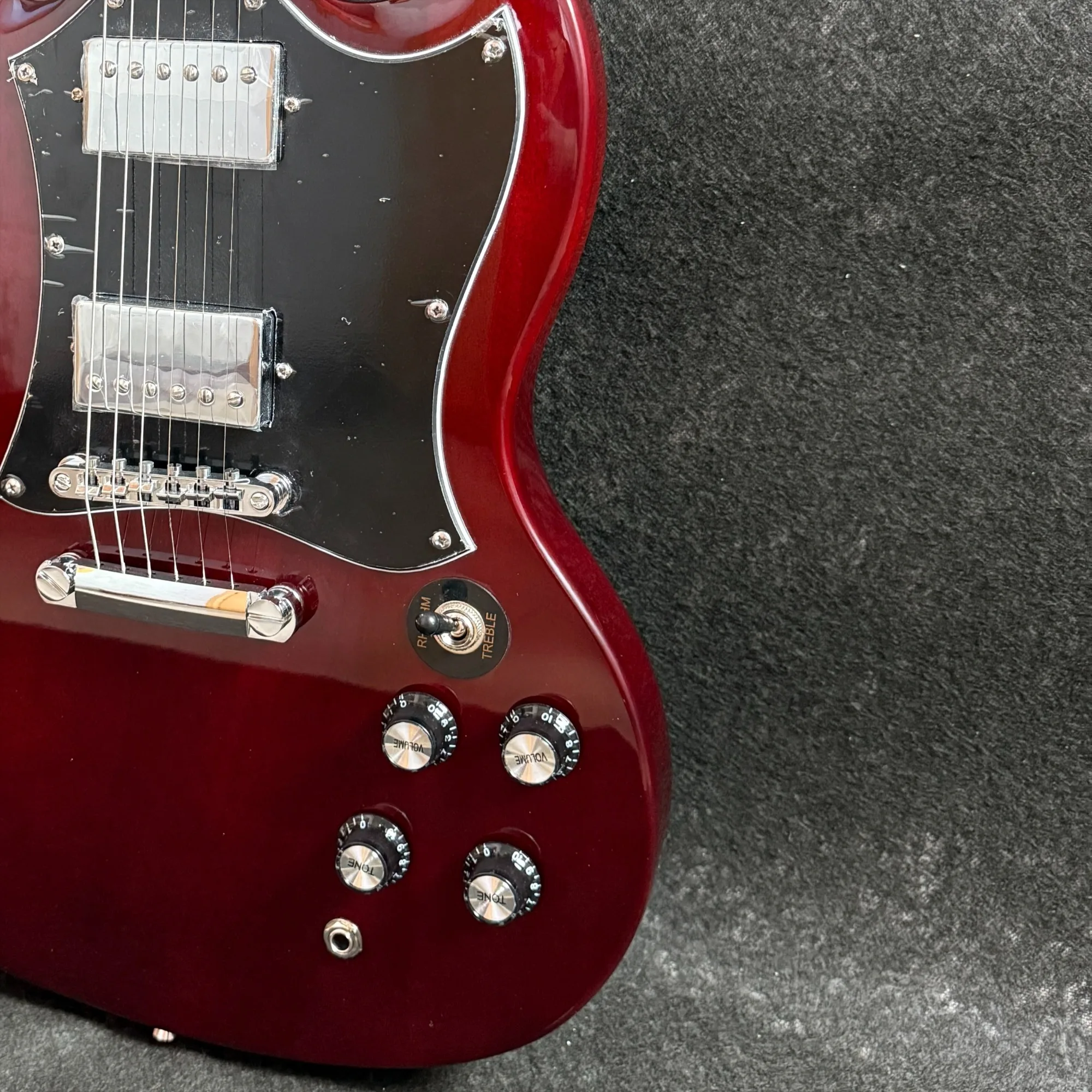 Burgundy Large Pickguard  SGGUI Electric Guitar Lightning Bolt Fingerboard Inlay Mahogany Body HH Pickup Double Cutaway