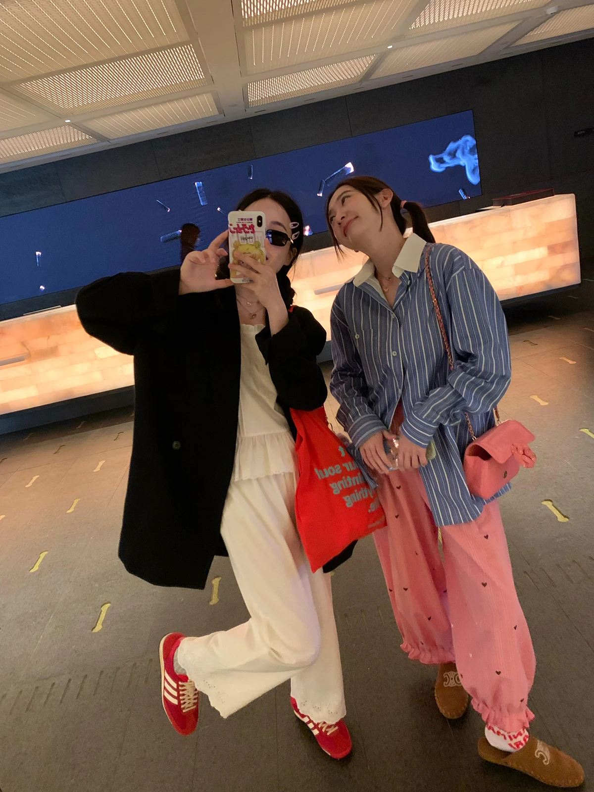 

Модная летняя женская универсальная хлопковая рубашка в полоску с длинным рукавом на пуговицах, повседневная, для работы, с элегантным дизайном