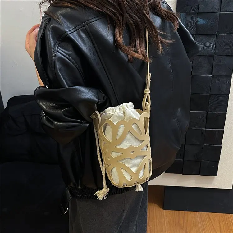 

Canvas Cylinder Phone Bucket Bag, Hollow Out Adjustable Strap Casual Crossbody Shoulder Bag for Women Day Out Hand Bags