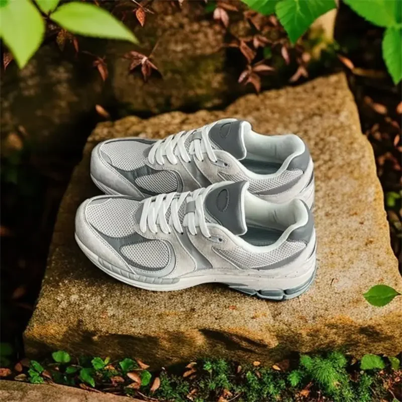 

Comfort Meets Style: Lace-Up Breathable Soft Sole Unisex Casual Sneakers 2002
