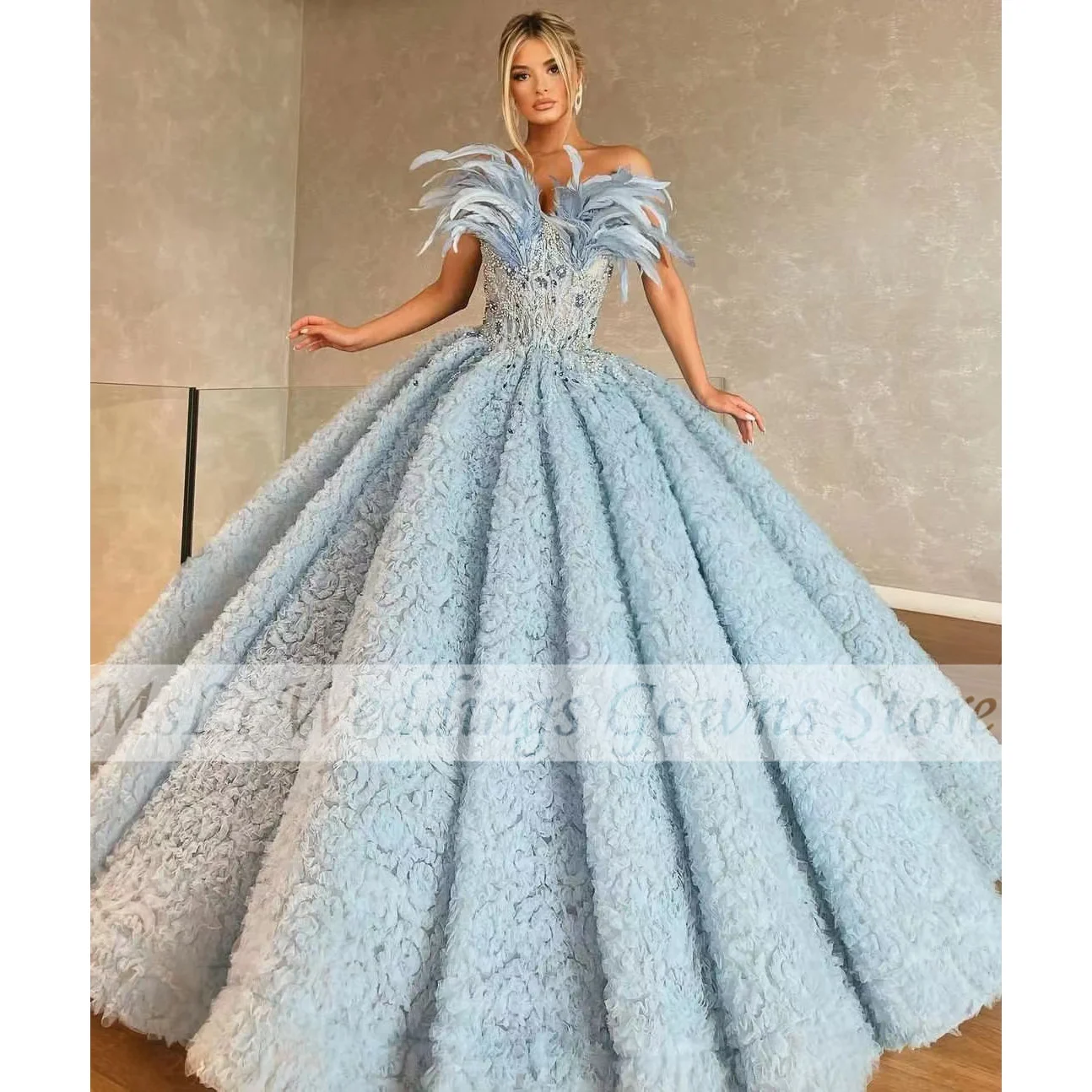 

Luxury Light Blue Prom Dresses Beads Feathers Sexy Ball Gowns Celebrity Party Formal Evening Dress For robes de soirée