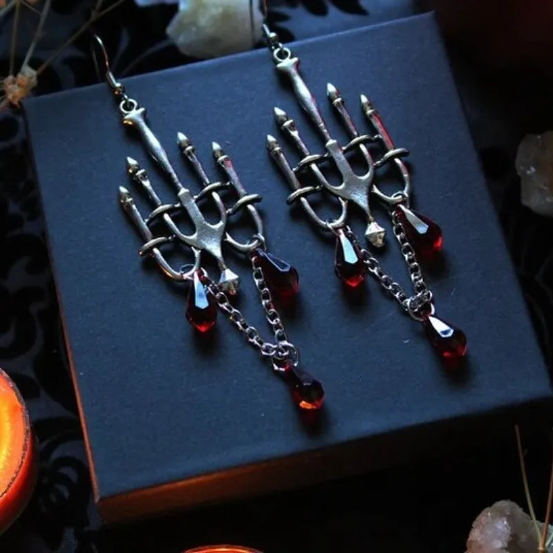 

European and American dark and romantic Su earrings, simple candlestick earrings, punk style creative festival party