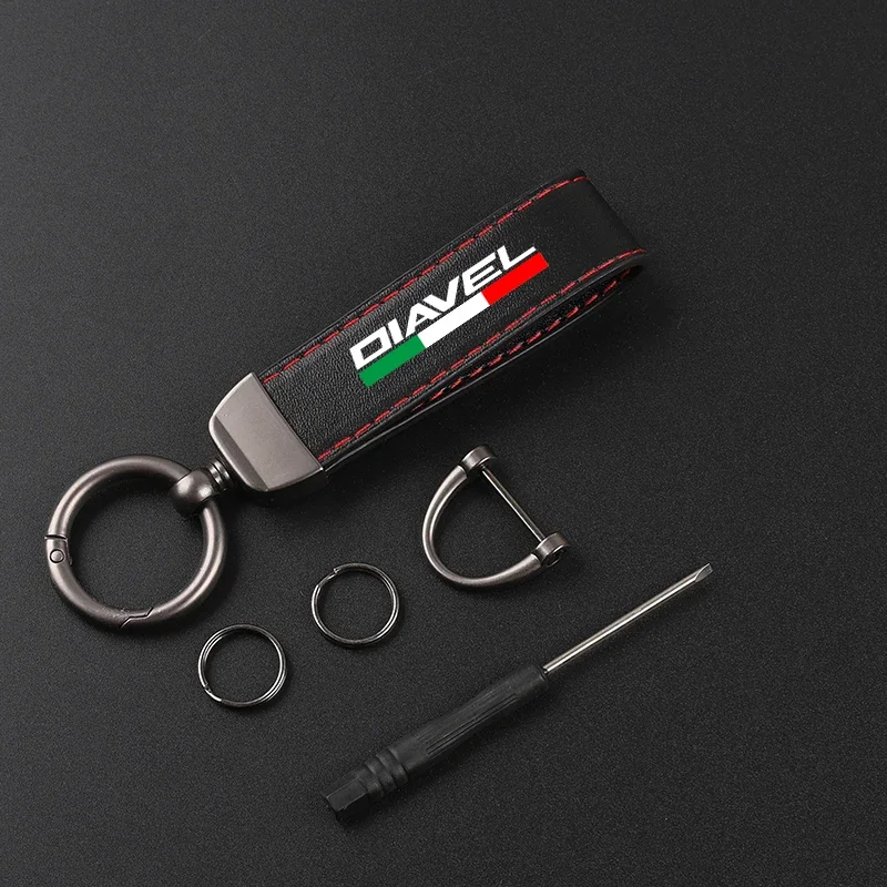 Motorcycle Carbon Fiber Leather Keychain Horseshoe Buckle Jewelry Buckle For Ducati Diavel 1200 Accessories