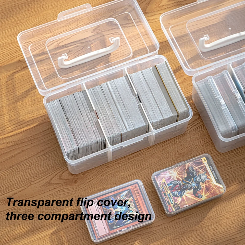 Transparente Kartenbox aus Kunststoff mit 2 Trennwänden und kleinen Boxen für mehr als 400 Karten. Tranding Card Collection Box für YGO