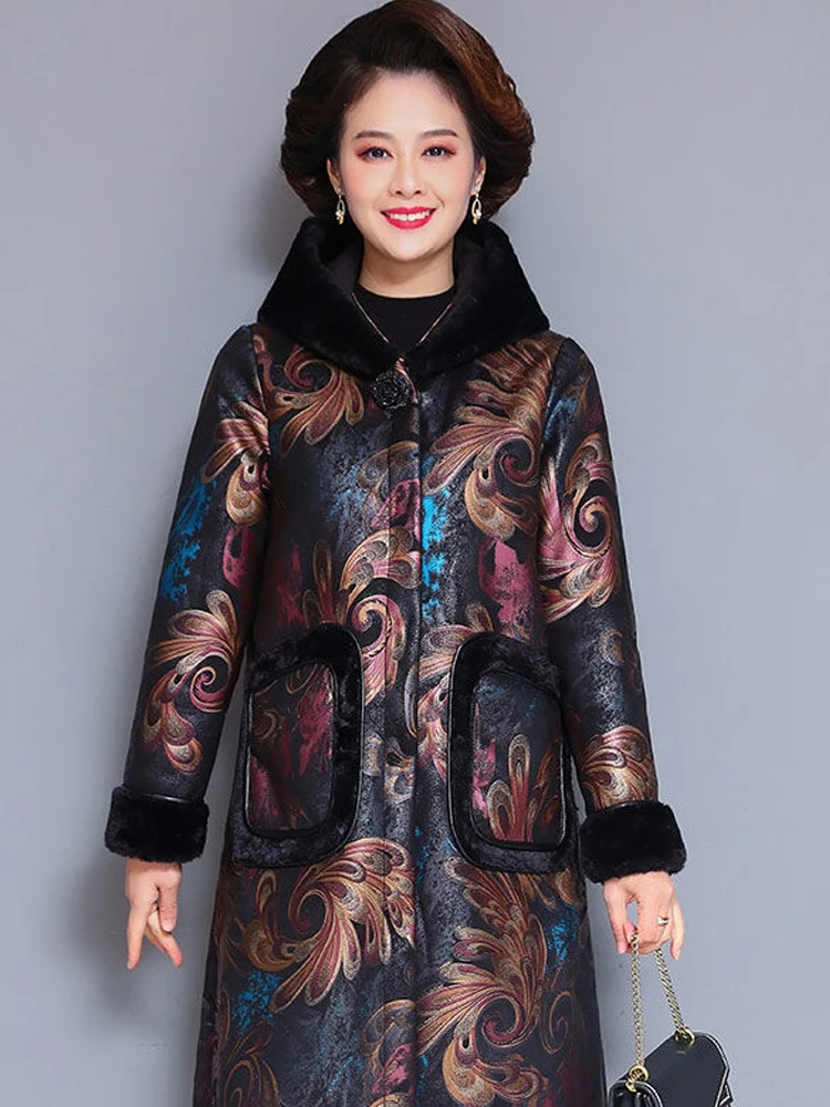 Mother Winter Long Coat New Female High-end Floral Jacket Large Size Fur One Thickening Plus Velvet Middle-aged Cotton Clothes