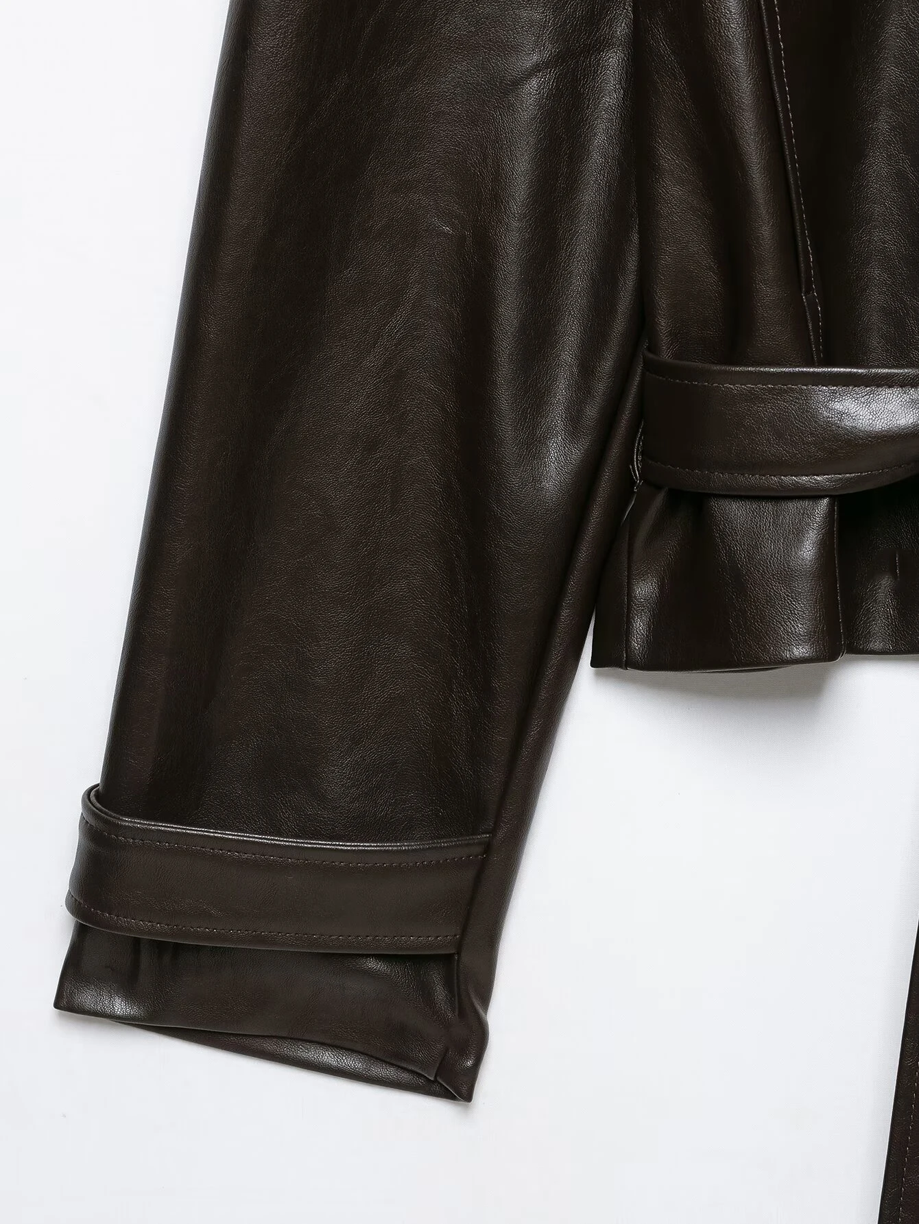 2026 Autumn New Product: Women's Wear with Shoulder Pads Leather Effect Jacket Versatile and Slimming Look