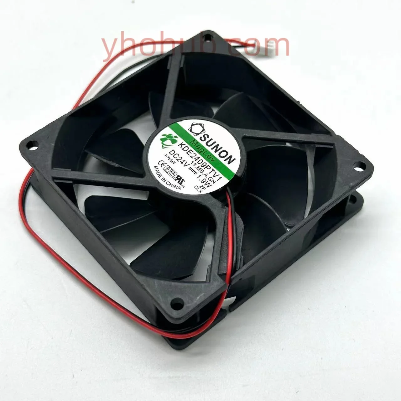 

SUNON KDE2409PTV1 DC 24 В 1,9 Вт 90x90x25 мм 2-проводной охлаждающий вентилятор для сервера