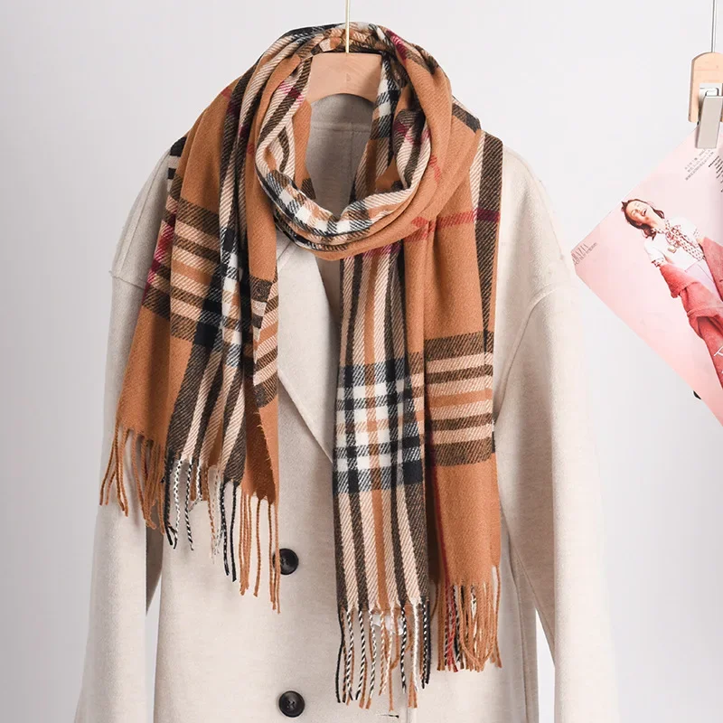 

Новый осенне-зимний хит продаж, универсальный шарф в стиле ретро, женский теплый клетчатый шарф, модная шаль с кисточками