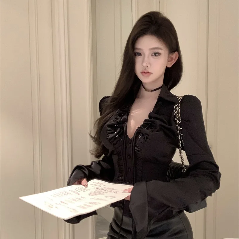 Długi top damski z koronkowymi wstawkami w kształcie litery V, z sznurowaniem, nowy, modny i stylowy na jesień i zimę.