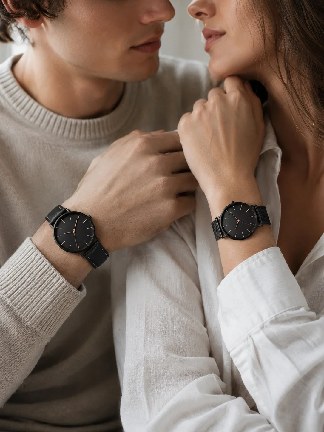 Luxury Simple Couple Watches Set 2Pcs Thin Round Dial Mesh Strap & Leather Band Quartz Wristwatches For Men Women Couple Gift