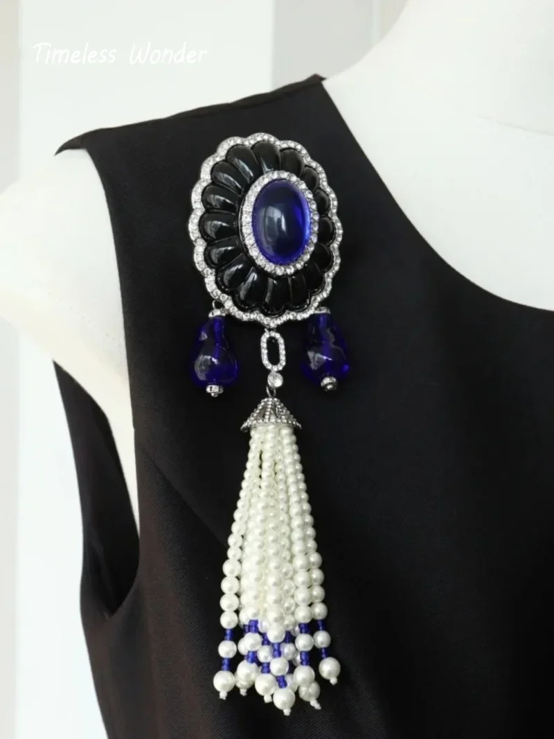 Timeless Wonder Fancy Crystal Glass Beaded Tassel Brooch Pins for Women Designer Jewelry for Gown Runway Rare Luxury Set 5386