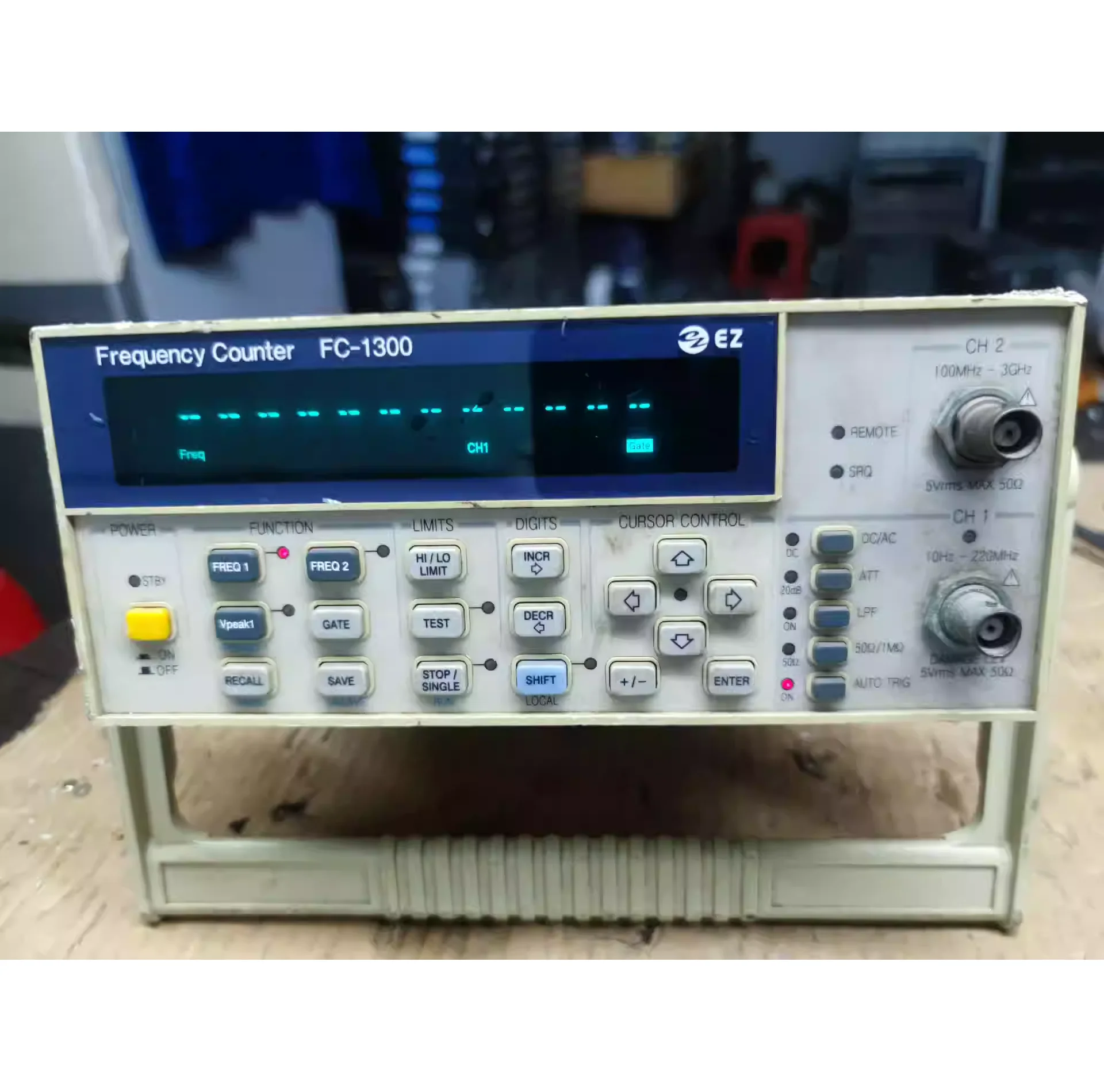 Frequency Counter FC-1300 2 channels ch1:10hz-220mhz,ch2:100mhz-3ghz