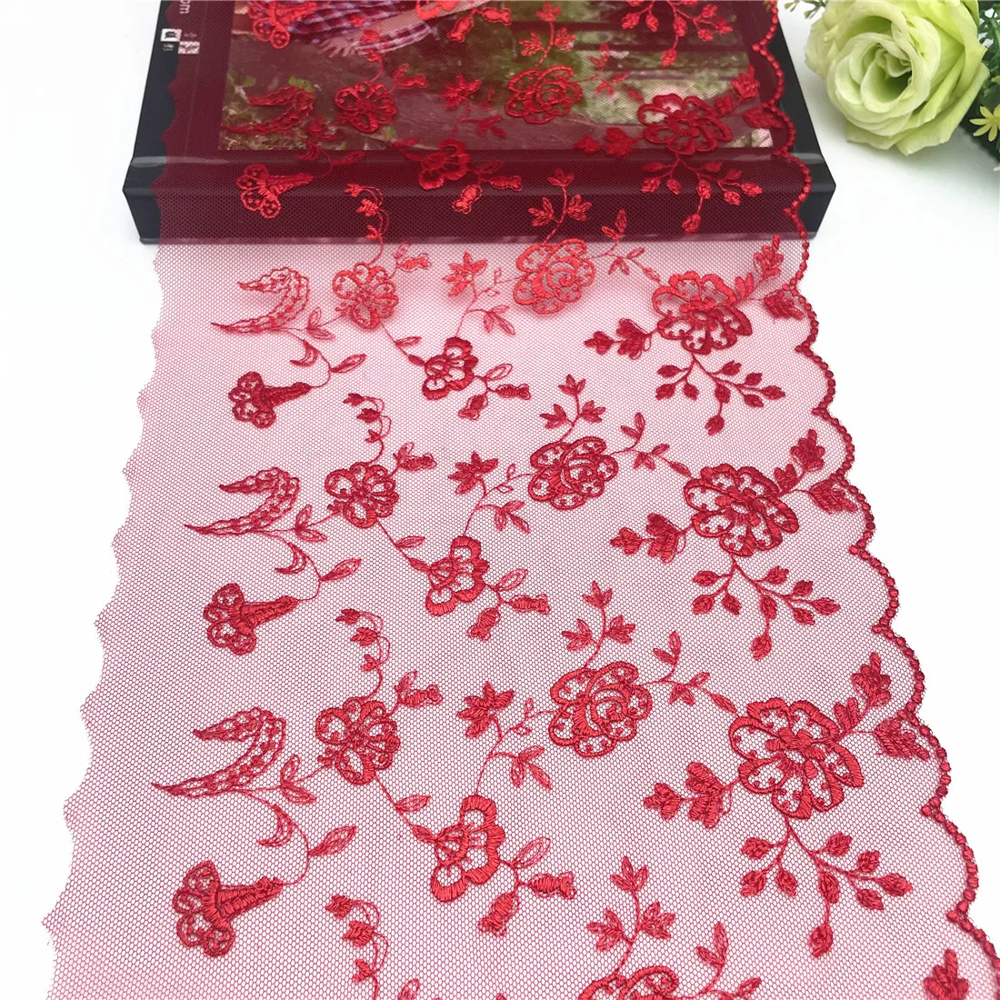 3y/lot larghezza 22.50cm rosso luccicante ricamo pizzo Trim accessori di abbigliamento non elastici